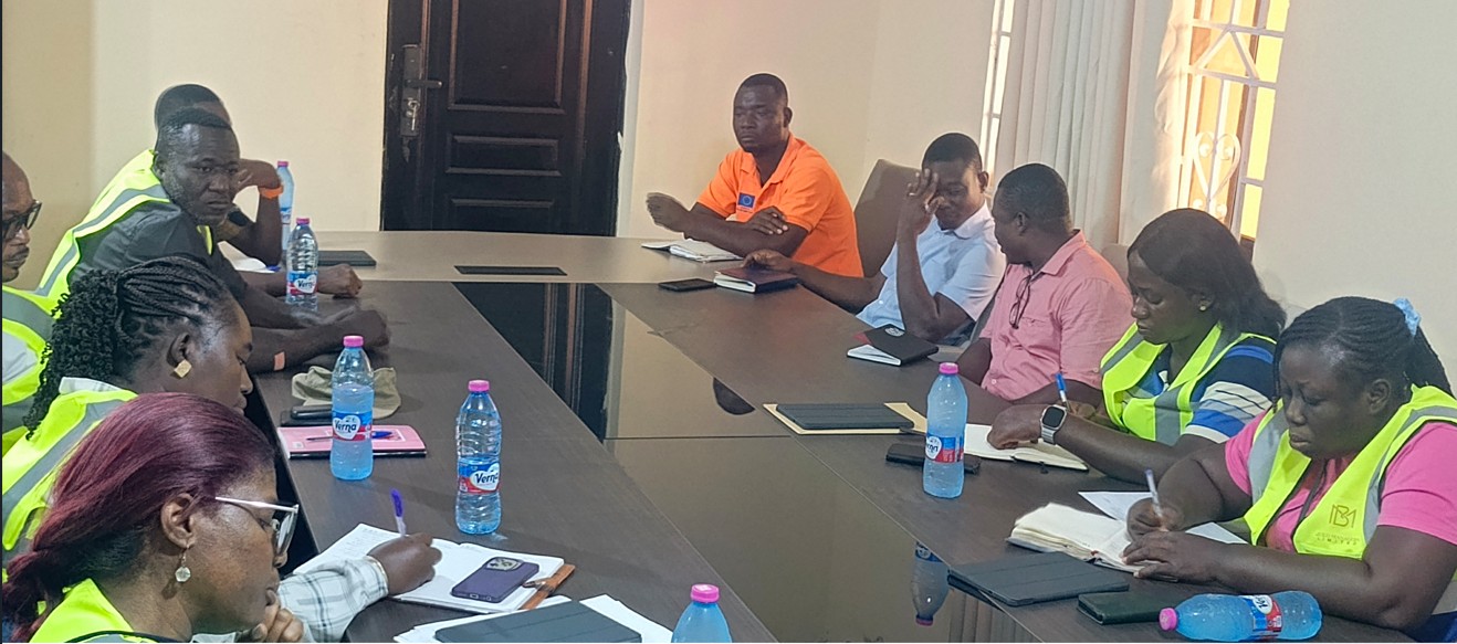 DCE, Hon. Adamu Sayibu and Staff hosted a team of engineers from the Department of Feeder Roads to plan the implementation. 
